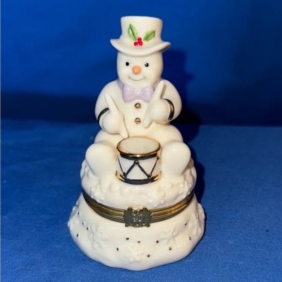 NIB Lenox Treasures “Drumming Up Surprises” Snowman Box with Trinket / Charm - Picture 1 of 5